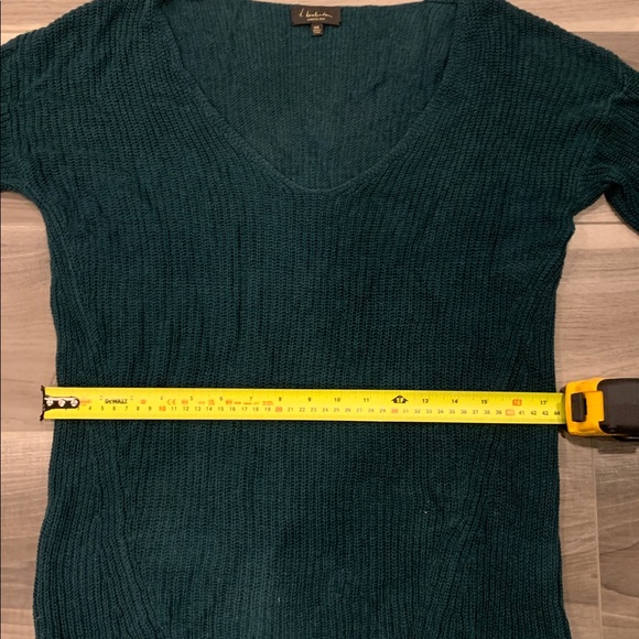 Aritzia Babaton "Jarrod" linen & silk green sweater (size XXS) - Picture 7 of 10